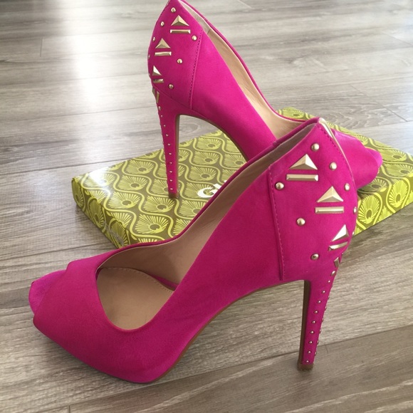 Gianni Bini Hot Heels!! - Picture 6 of 8